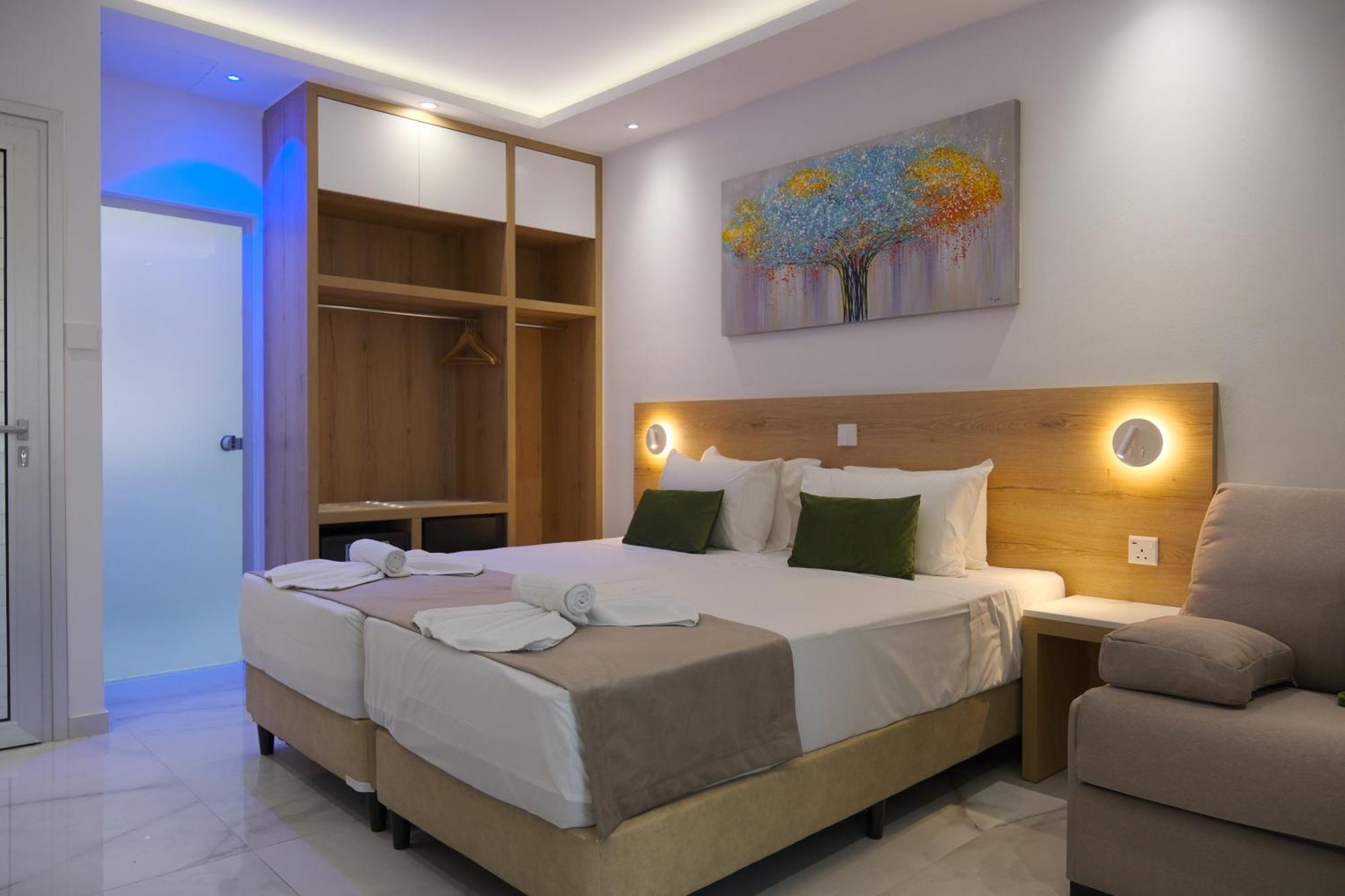 Loutsiana Deluxe Apts Ayia Napa Bagian luar foto