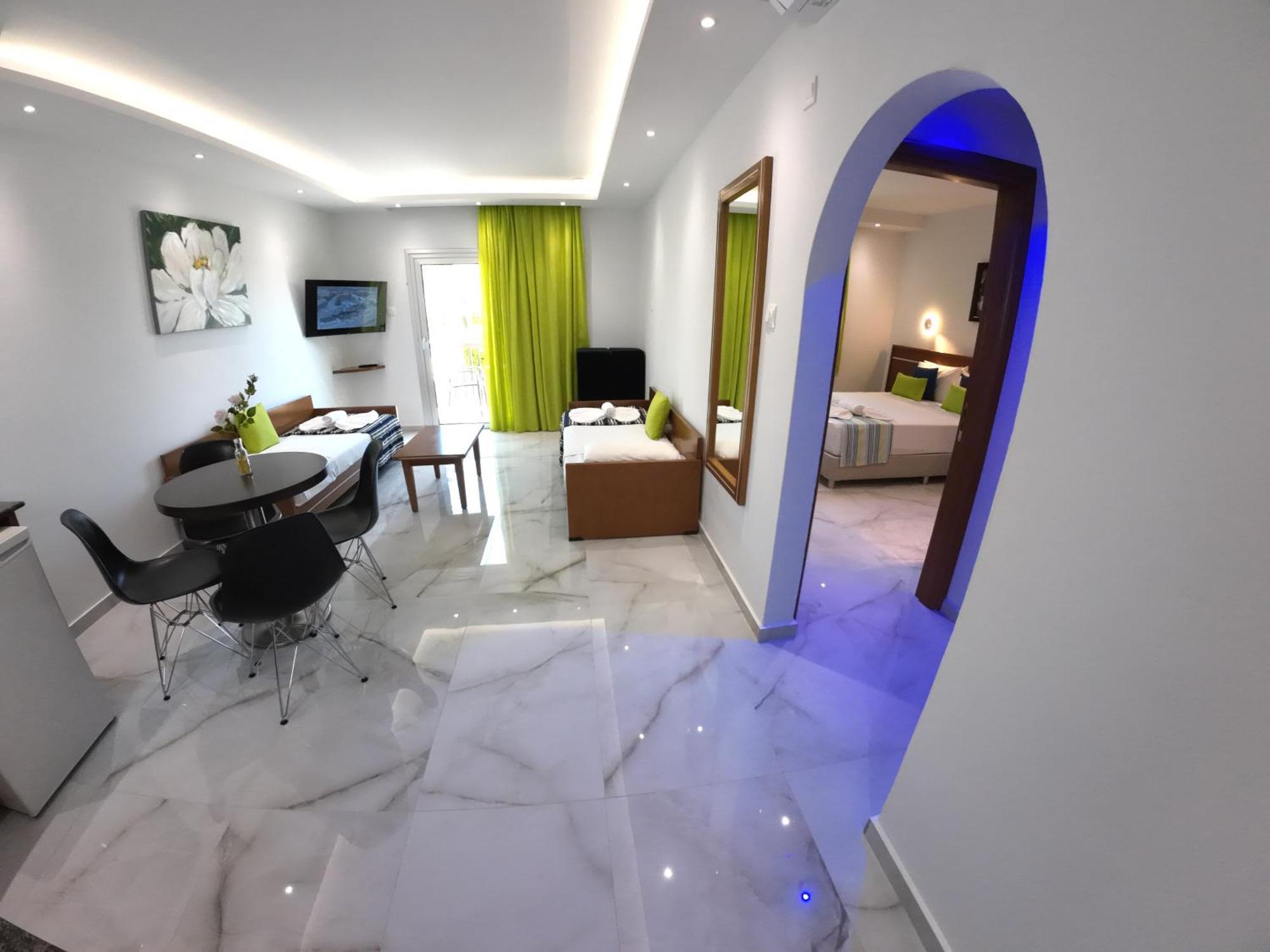 Loutsiana Deluxe Apts Ayia Napa Bagian luar foto